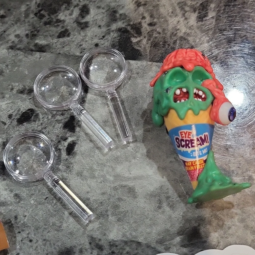 Zuru Mega Gross Minis - Picture 5 of 9